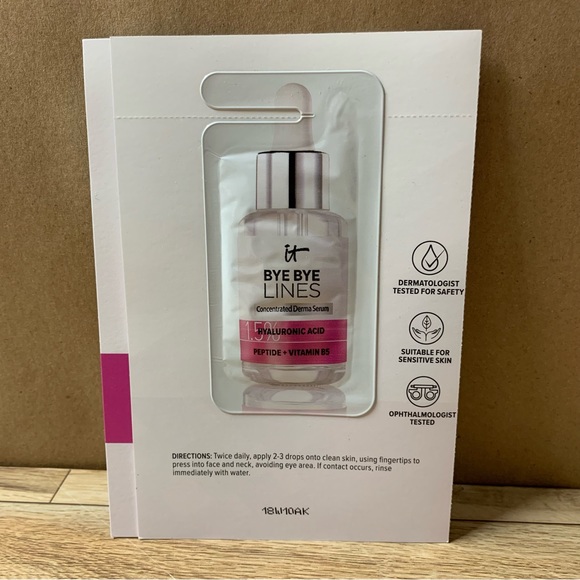 New! 4 x It Cosmetics Bye Bye Lines Derma Serum Sample Hyaluronic Acid Peptide - Picture 2 of 7